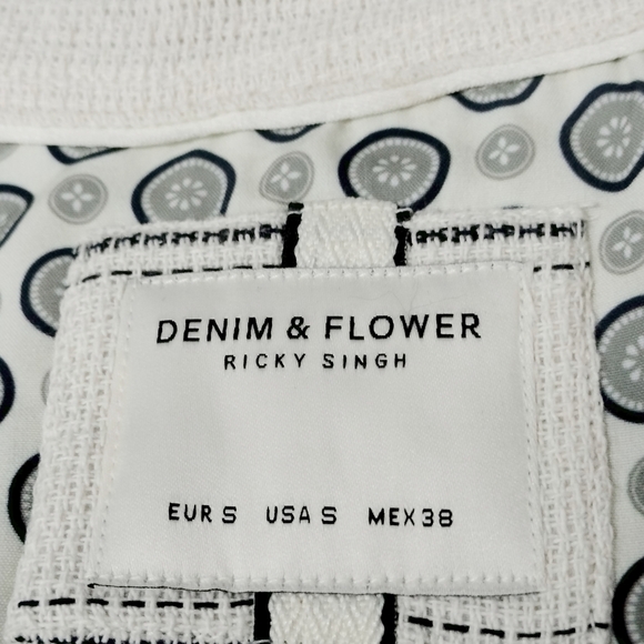 Denim & Flower Cream Men's Striped Button Down Shirt /Size S - Picture 4 of 5